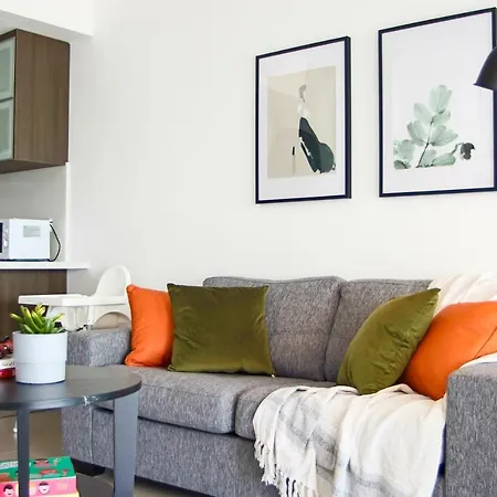 Phaedrus Living Seaview Luxury Flat Lighthouse 53