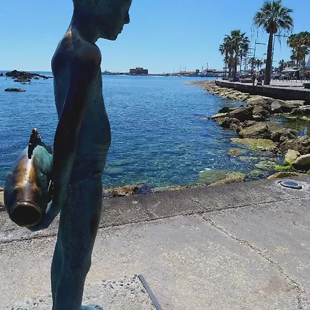 Phaedrus Living Seaview Luxury Flat Lighthouse 53 דירה *