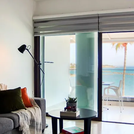 아파트 Phaedrus Living Seaview Luxury Flat Lighthouse 53