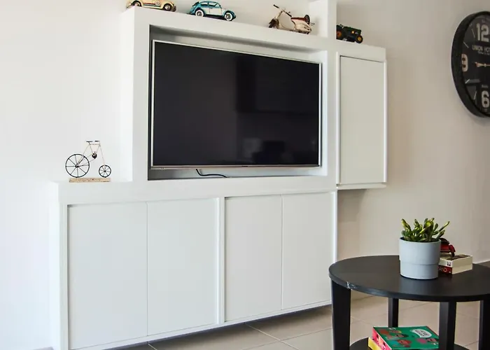 Phaedrus Living Seaview Luxury Flat Lighthouse 53 * Пафос